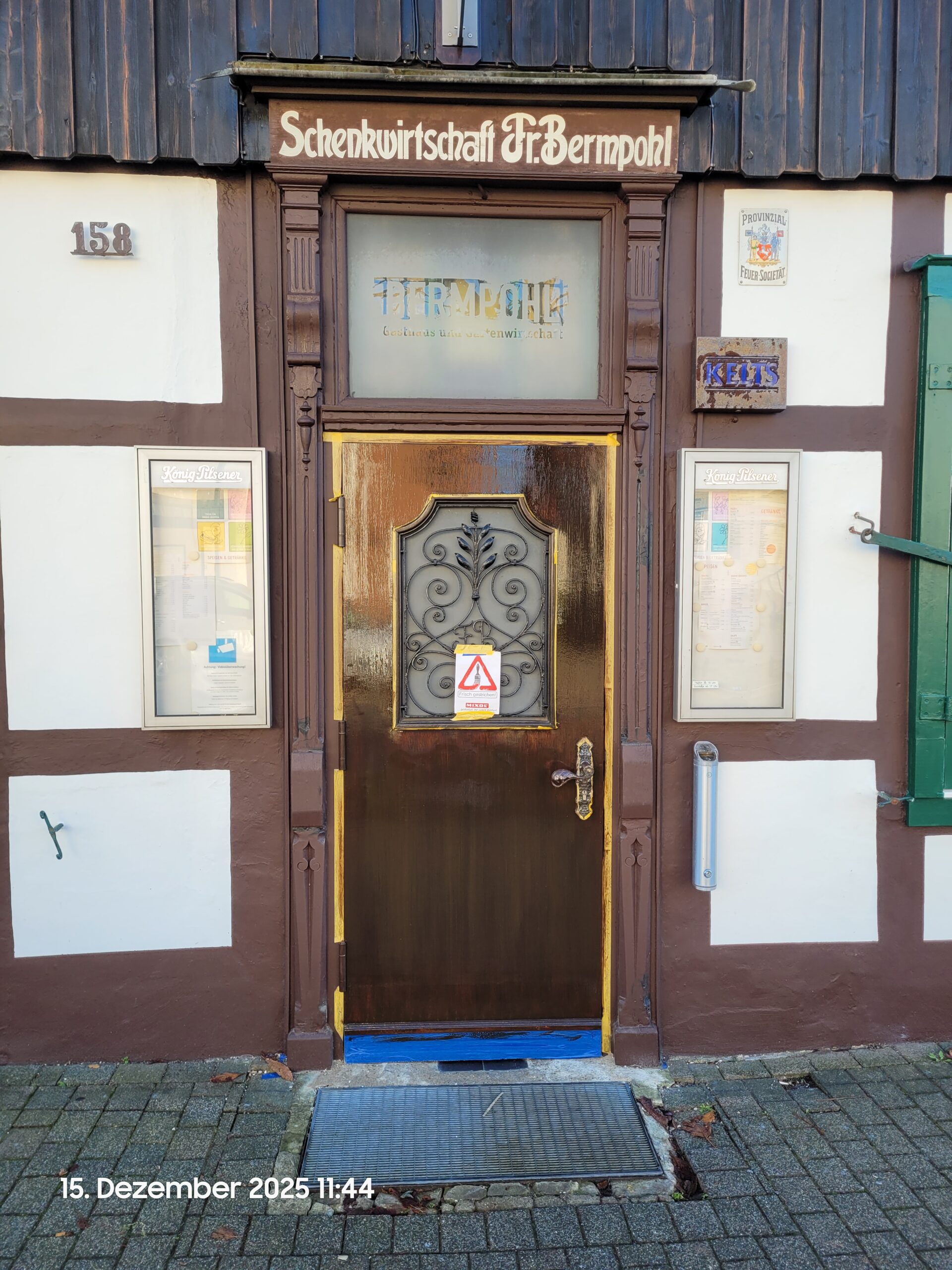 Bermpohl, Tür
